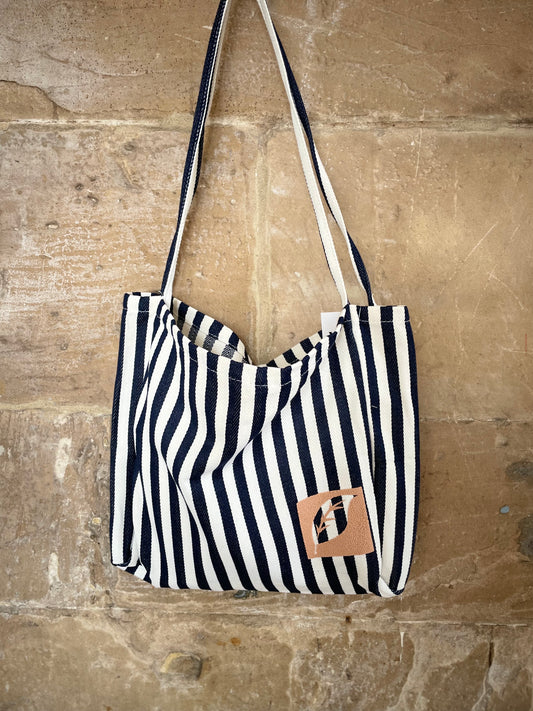 The Calm Carry Tote (Navy & White)